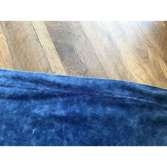 Y2K Acid Wash Blue Cotton Grunge Tee with Graphic Design and Rhinestones - Picture 5 of 7